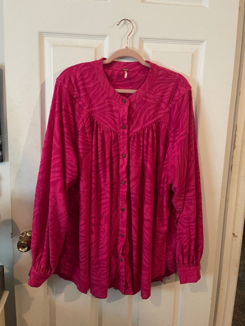 Free People Women’s Fuschia Button Up Oversized Blouse XL Boho Festival Zen Cozy